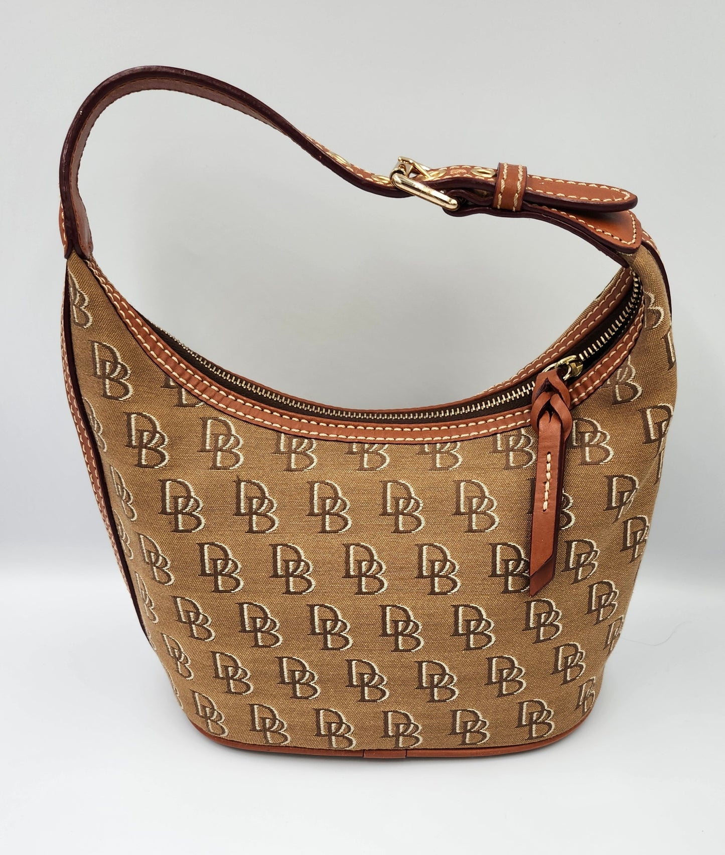 Dooney & Bourke Bag