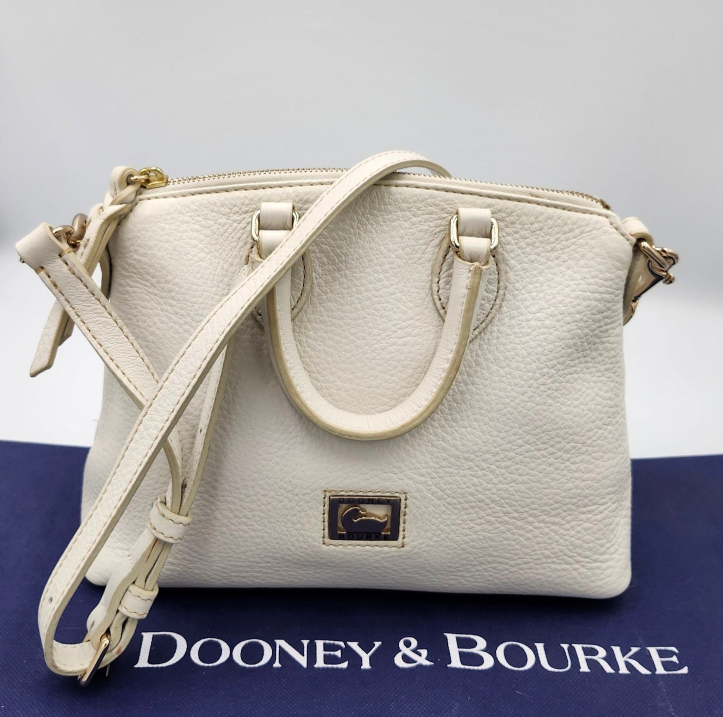 Dooney & Bourke Dillen