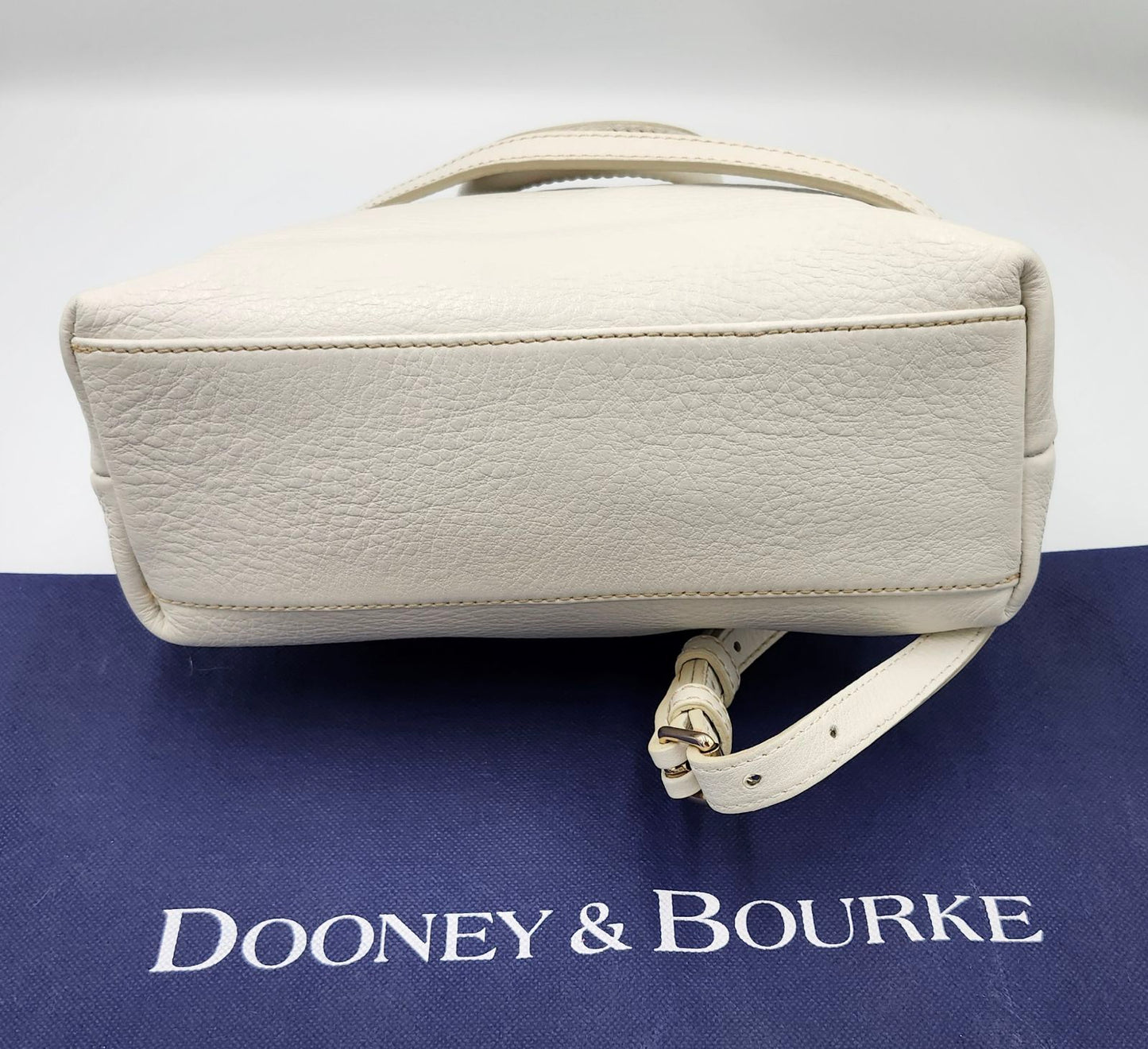 Dooney & Bourke Dillen