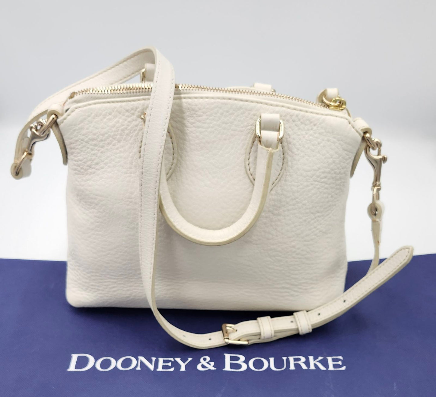 Dooney & Bourke Dillen