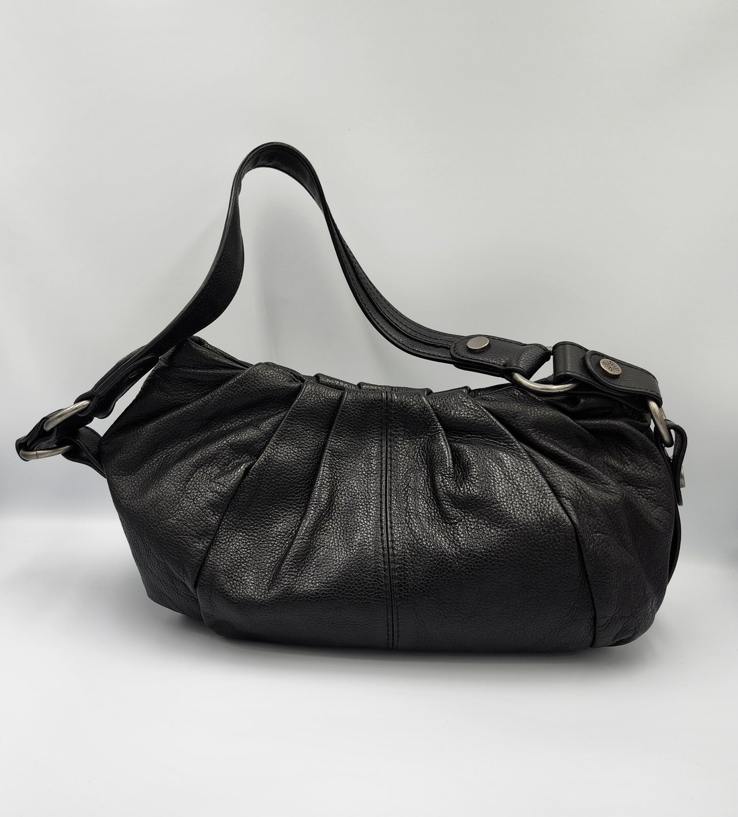 Vera Wang Simply Vera Shoulder Bag